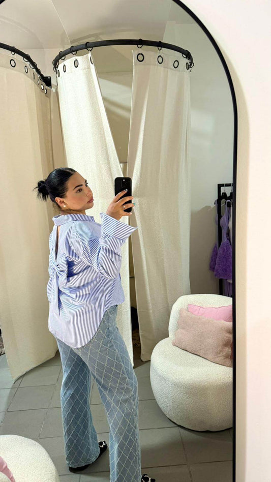 Cămașă cu Fundă la Spate